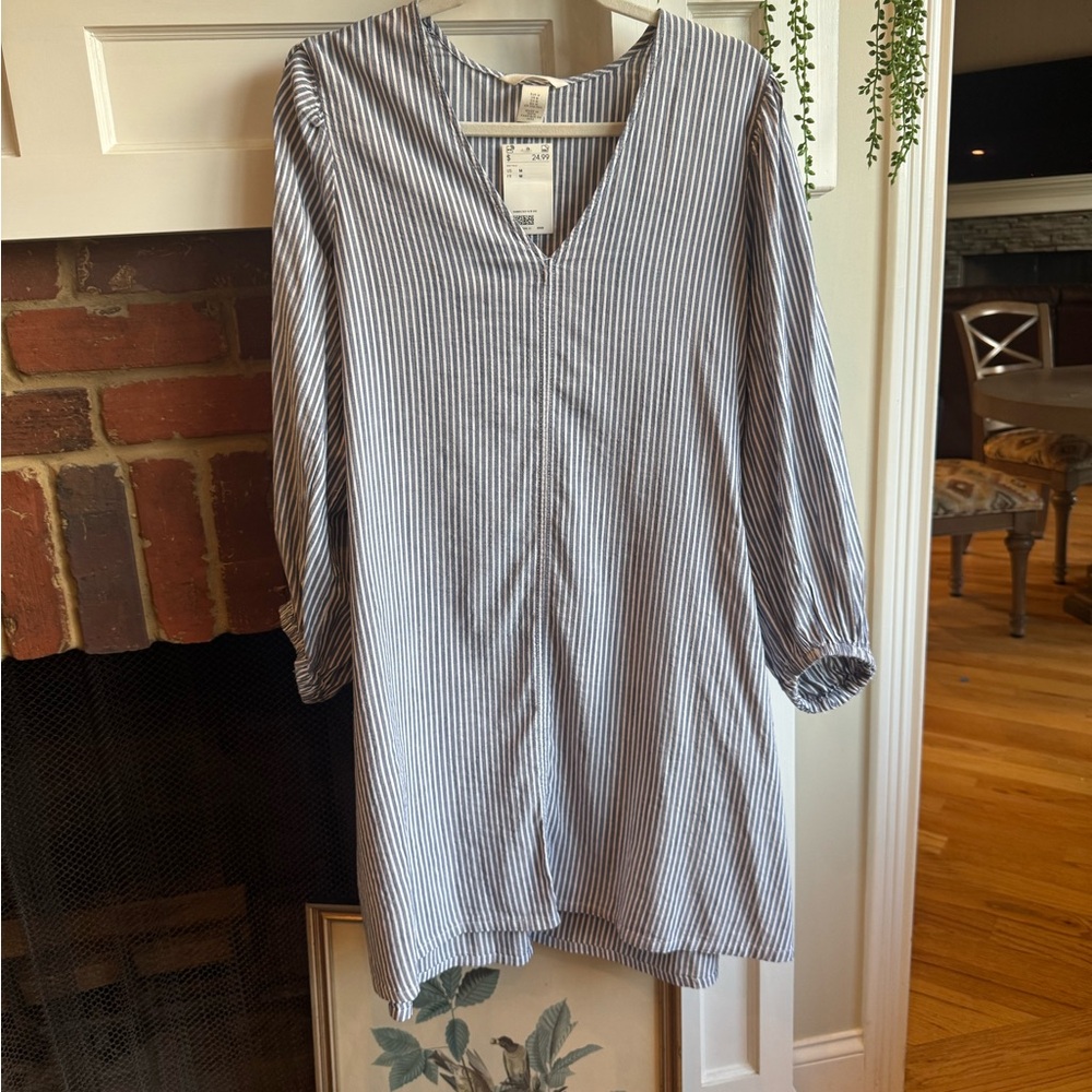 H&M Striped V-Neck dress